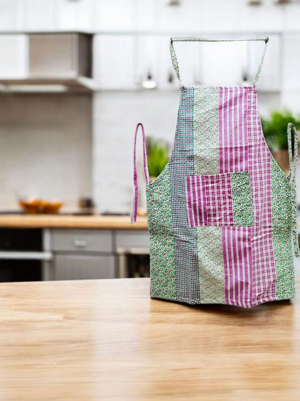 WATERPROOF APRON