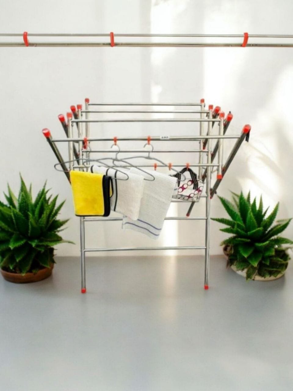TOWEL STAND NO.2

